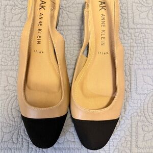 Anne Klein Beige and Black Two-Tone Slingback Flats
